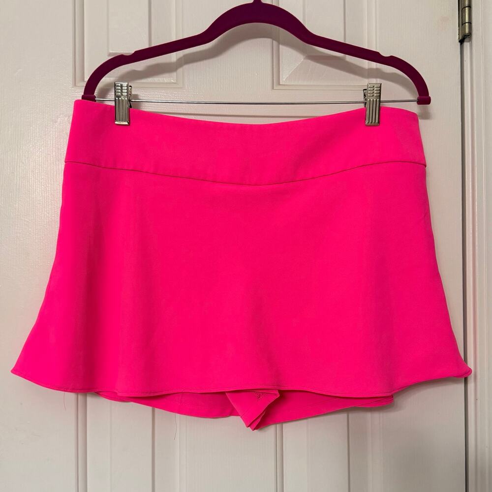 EXPRESS • Bright Neon Pink Ruffle Skort Skirt Shorts